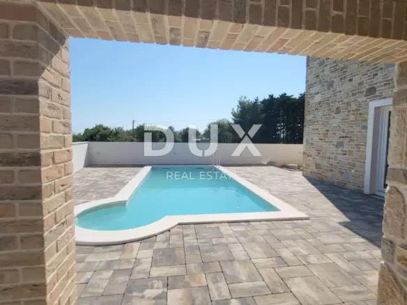 4-bedroom Villa In Vrsi, Croatia (165 M²)