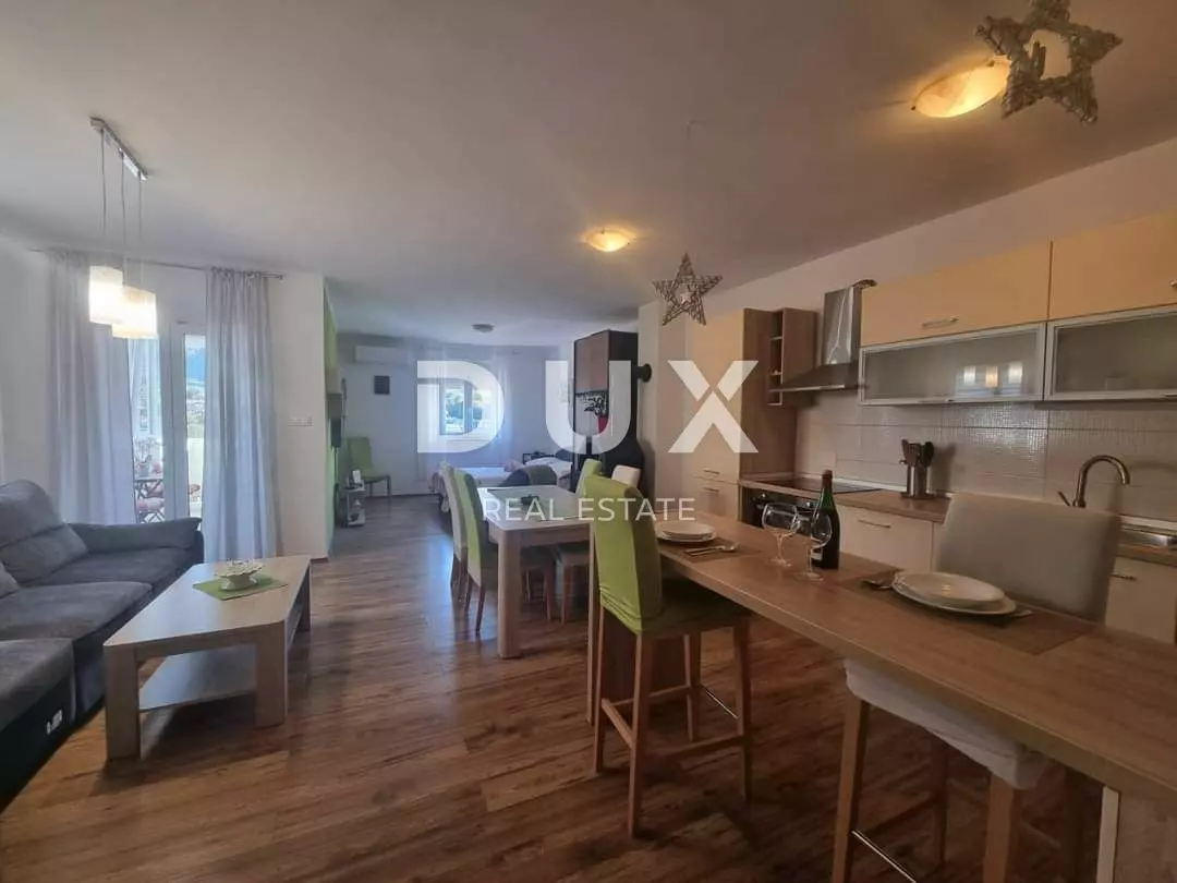 2-bedroom Apartment In Novi Vinodolski, Croatia (81 M²)