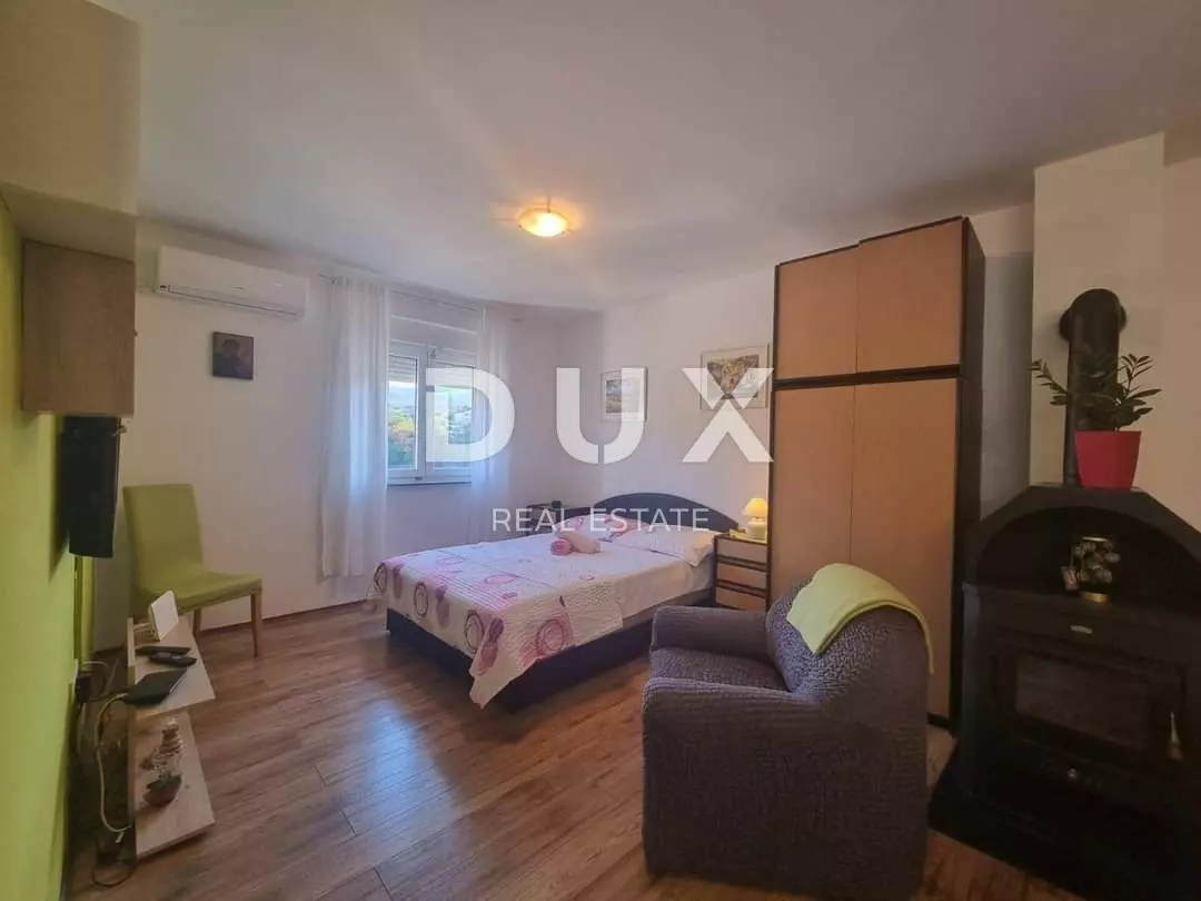 2-bedroom Apartment In Novi Vinodolski, Croatia (81 M²)