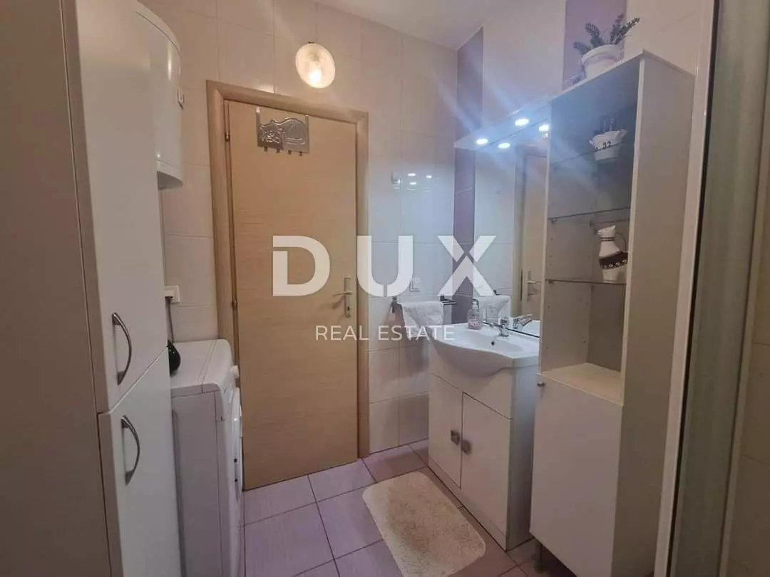 2-bedroom Apartment In Novi Vinodolski, Croatia (81 M²)