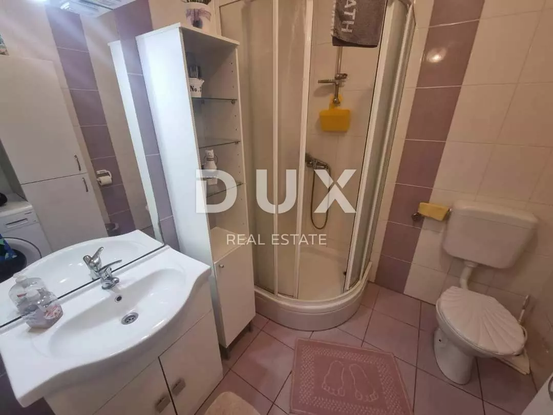 2-bedroom Apartment In Novi Vinodolski, Croatia (81 M²)