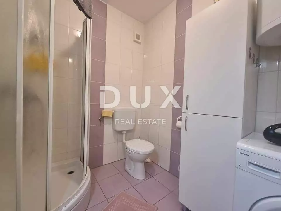 2-bedroom Apartment In Novi Vinodolski, Croatia (81 M²)