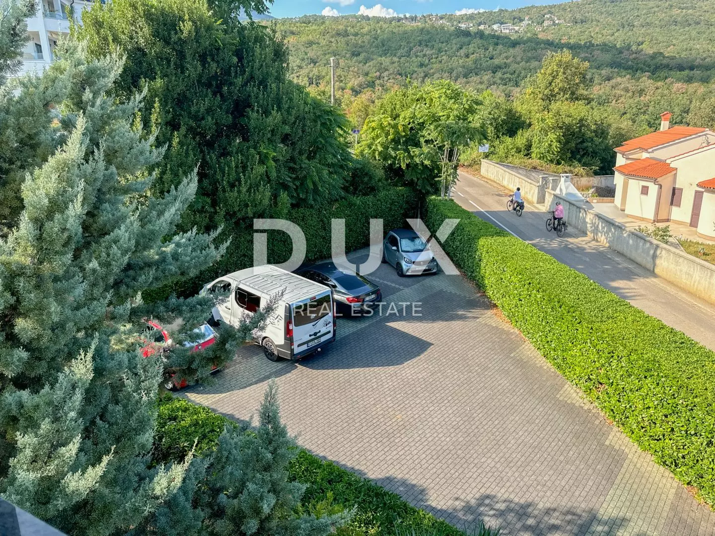 2-bedroom Apartment In Ičići, Croatia (97 M²)