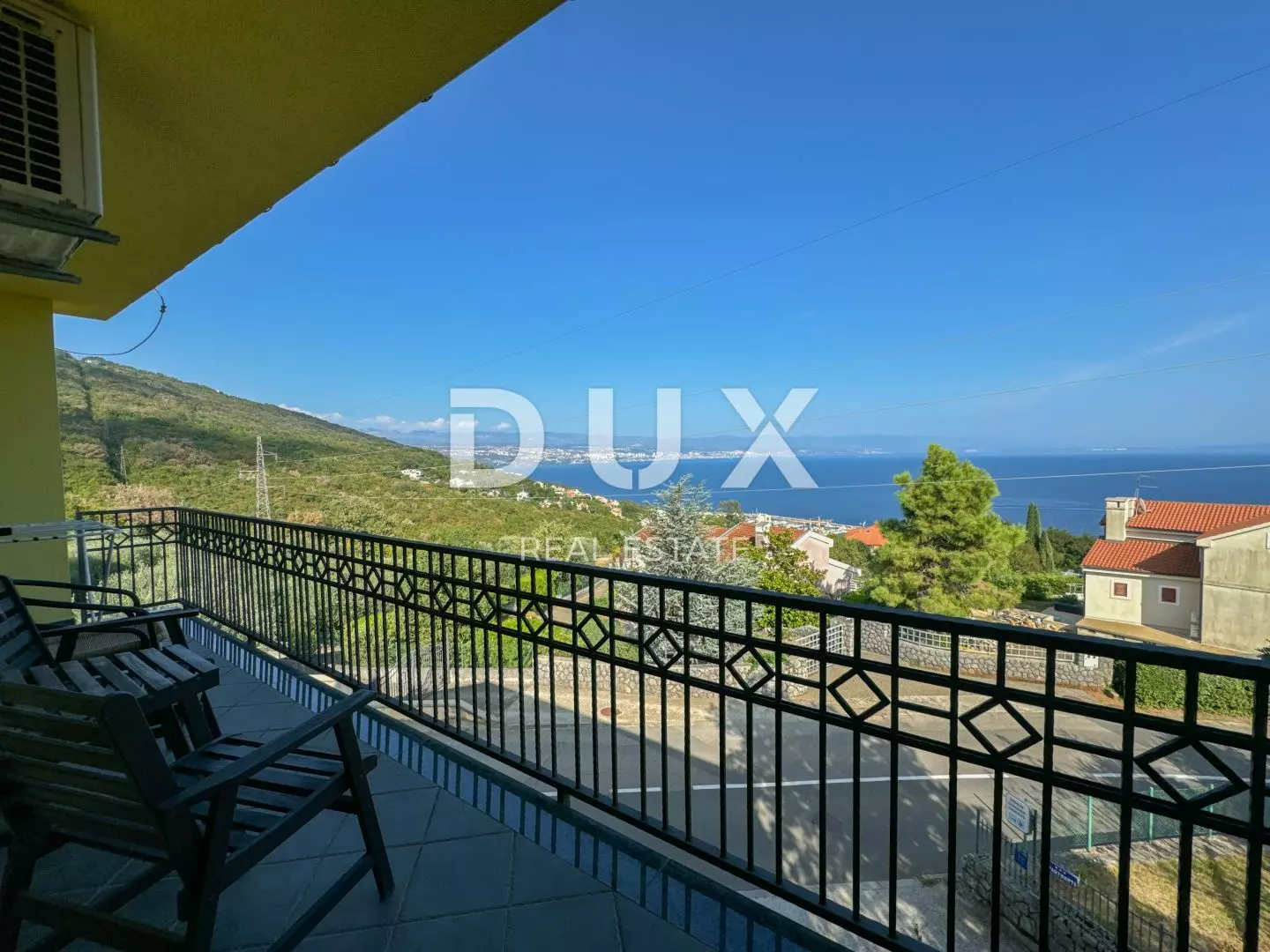 2-bedroom Apartment In Ičići, Croatia (97 M²)