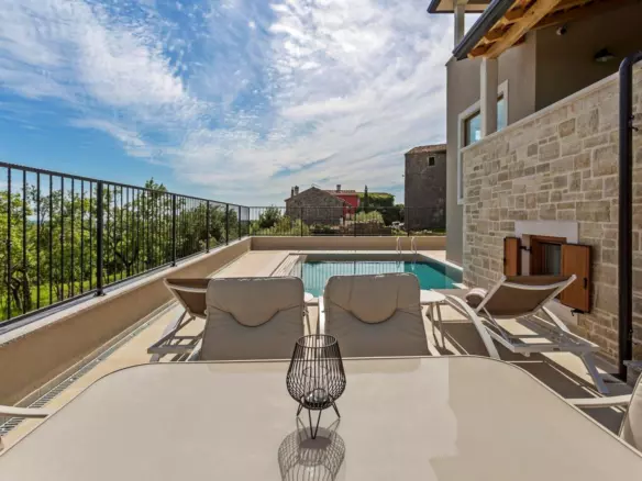 3-bedroom Detached House In Buje, Croatia (158,17 M²)
