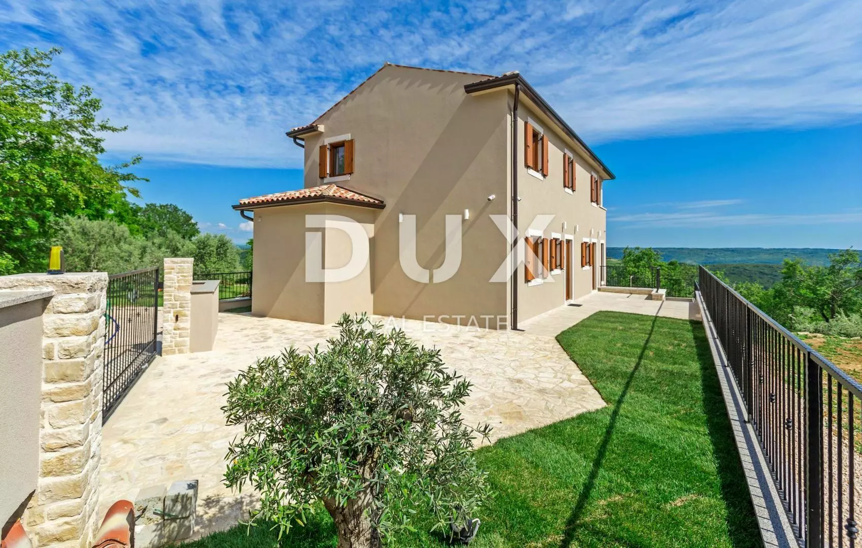 3-bedroom Detached House In Buje, Croatia (158,17 M²)