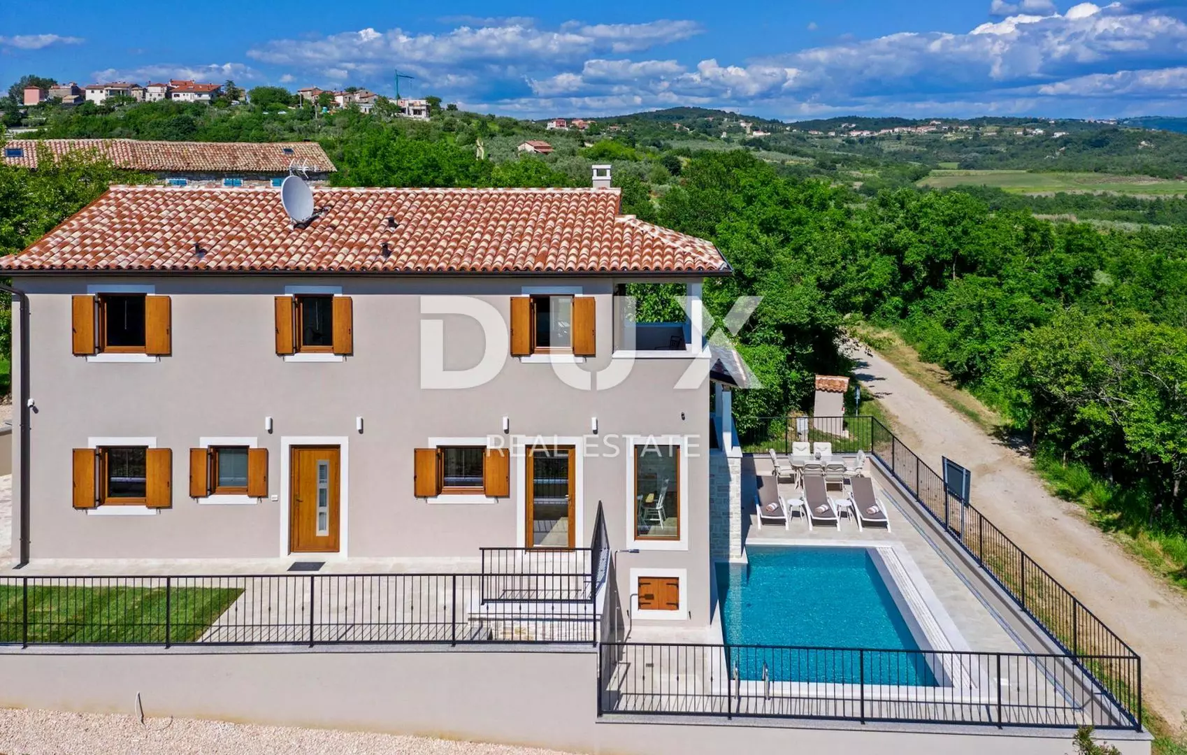 3-bedroom Detached House In Buje, Croatia (158,17 M²)