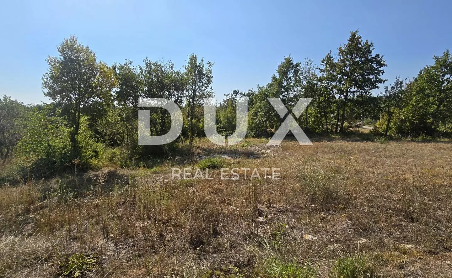 Land In Svetvinčenat, Croatia (804 M²)