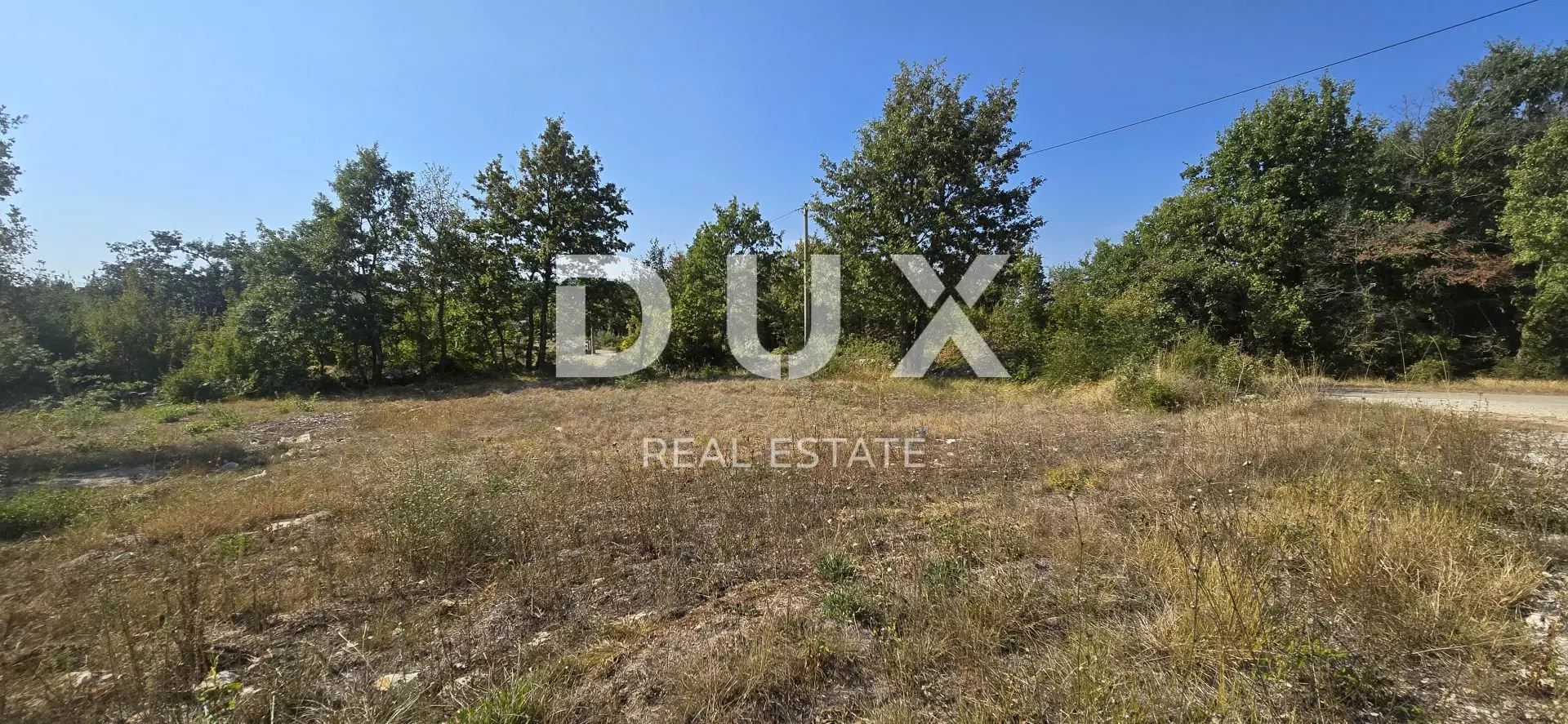 Land In Svetvinčenat, Croatia (804 M²)