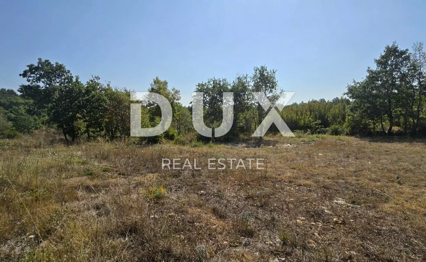 Land In Svetvinčenat, Croatia (804 M²)