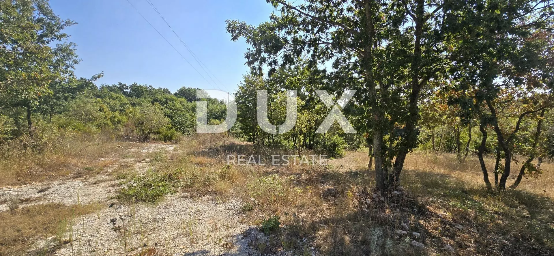 Land In Svetvinčenat, Croatia (2.302 M²)