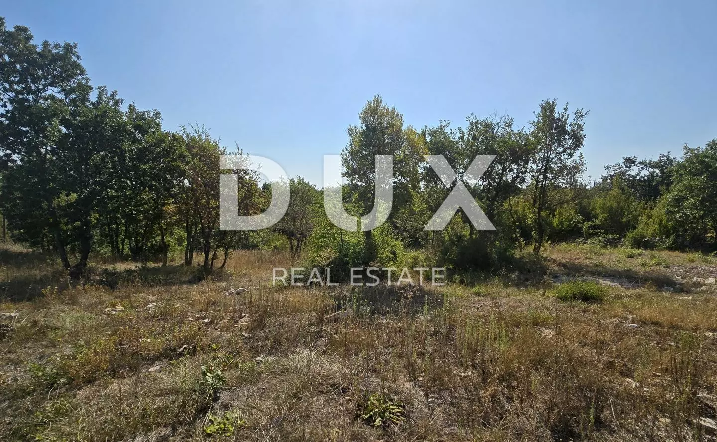 Land In Svetvinčenat, Croatia (2.302 M²)