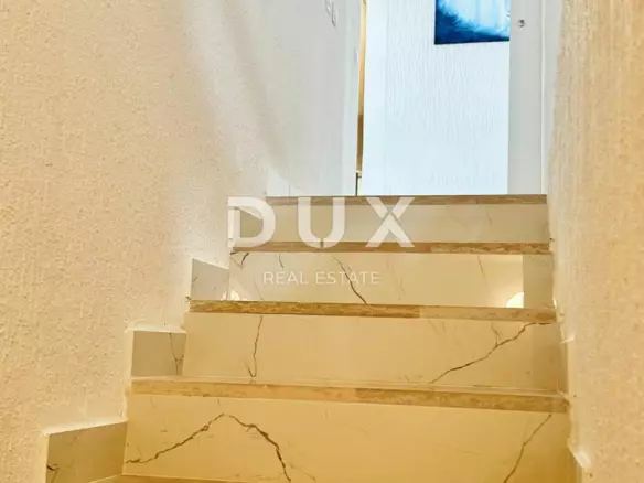 2-bedroom Apartment In Vrsar, Croatia (77 M²)