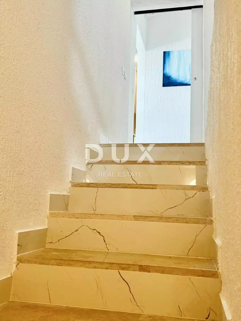 2-bedroom Apartment In Vrsar, Croatia (77 M²)