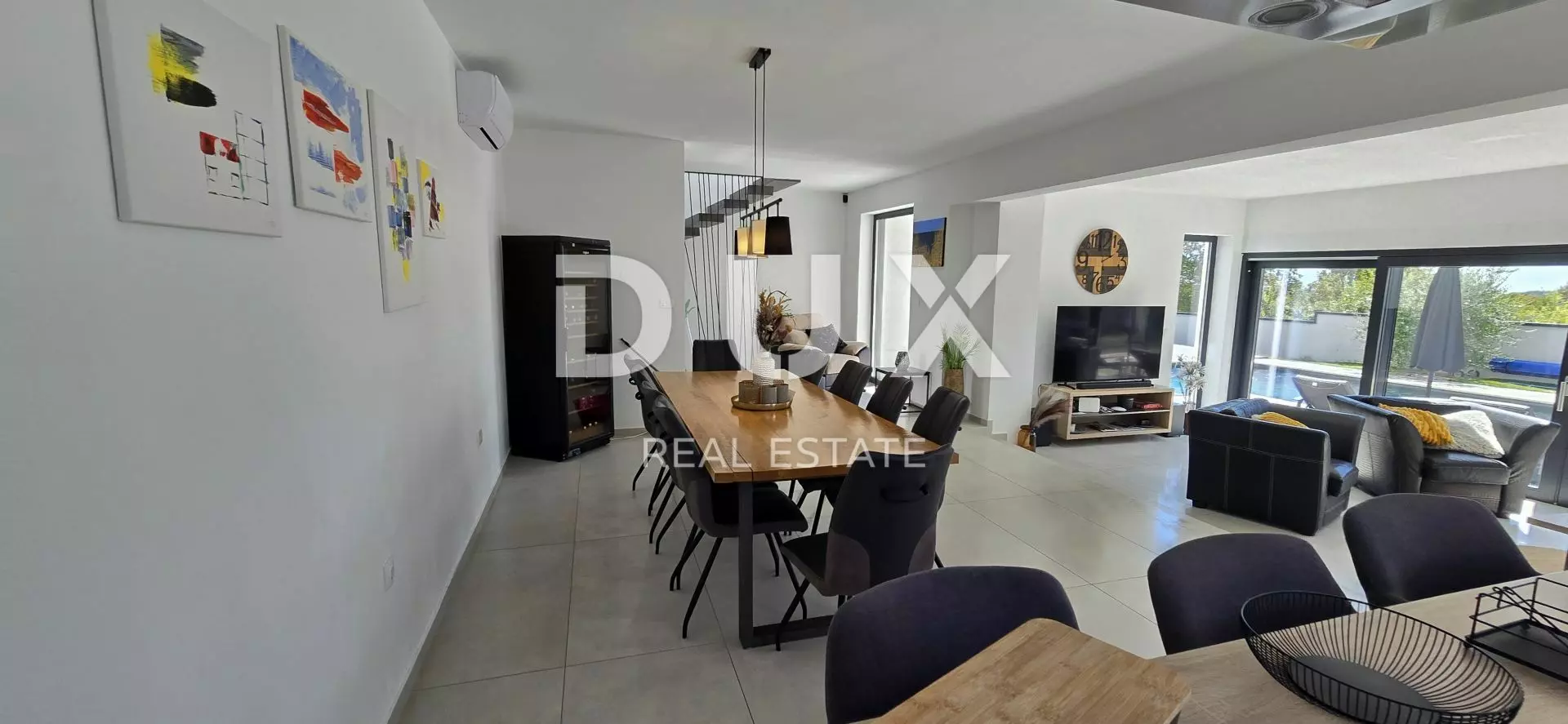 5-bedroom Villa In Loborika, Croatia (300 M²)