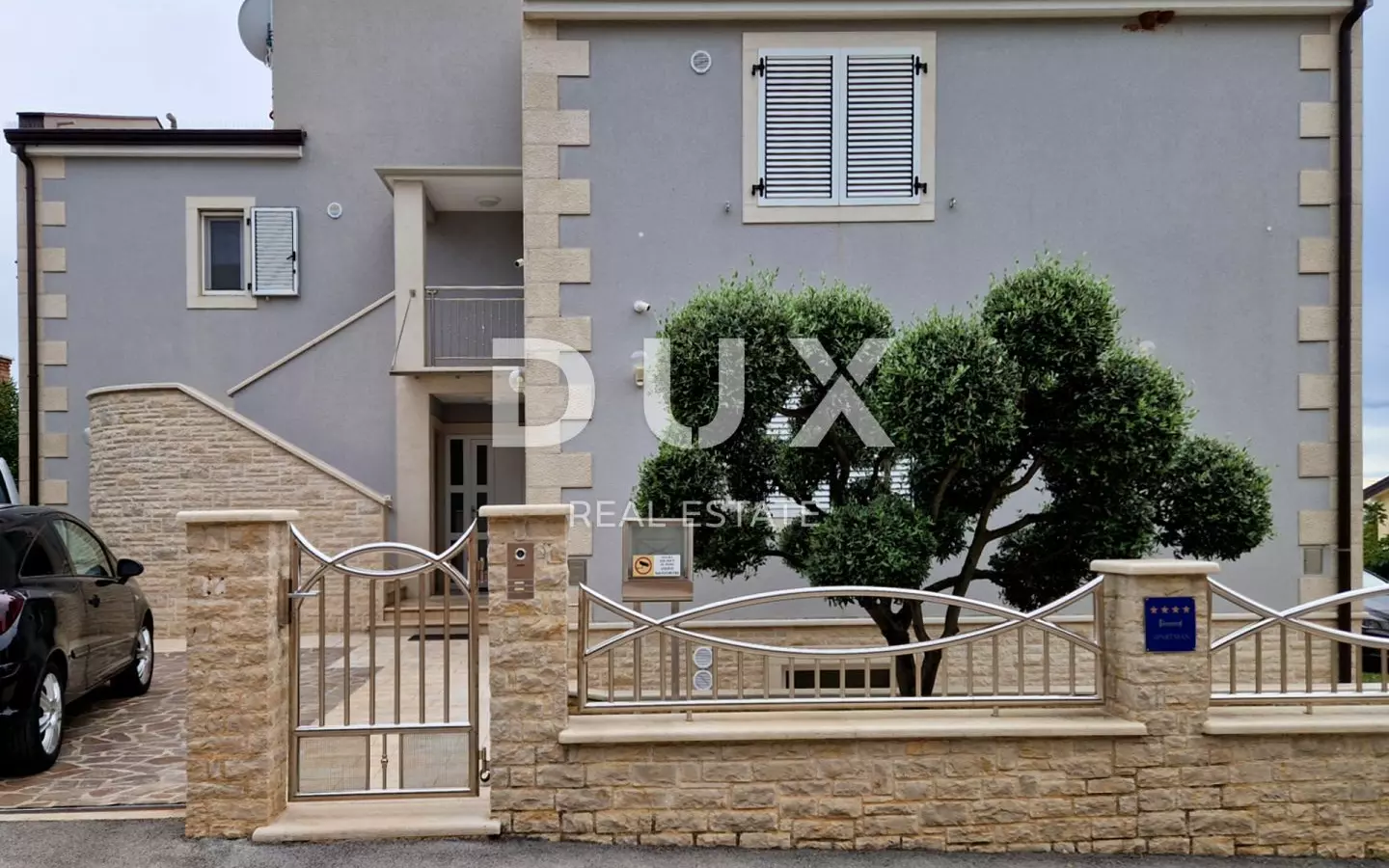 6-bedroom Detached House In Poreč, Croatia (310,54 M²)