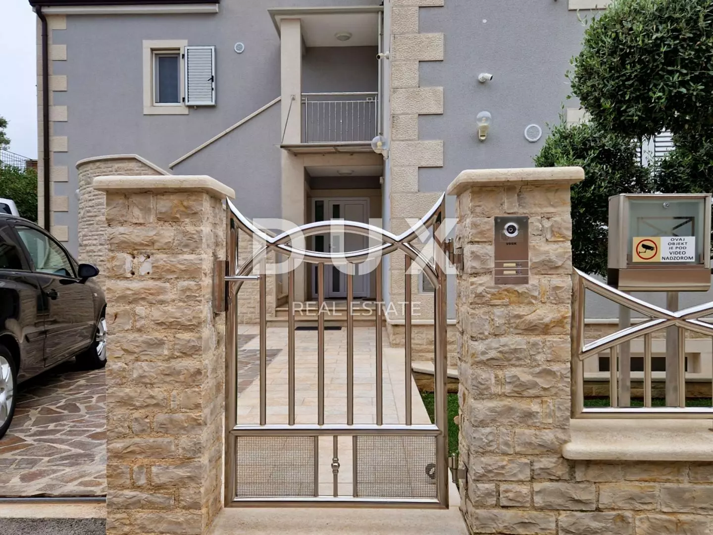 6-bedroom Detached House In Poreč, Croatia (310,54 M²)