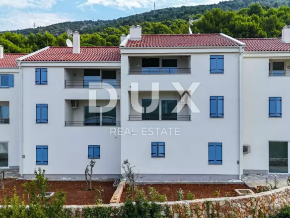 3-bedroom Apartment In Cres, Croatia (120 M²)