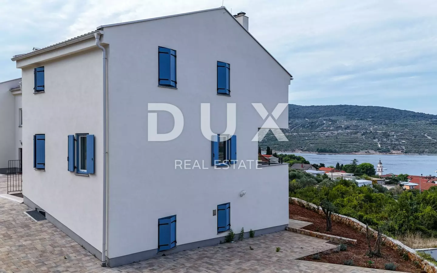 3-bedroom Apartment In Cres, Croatia (120 M²)