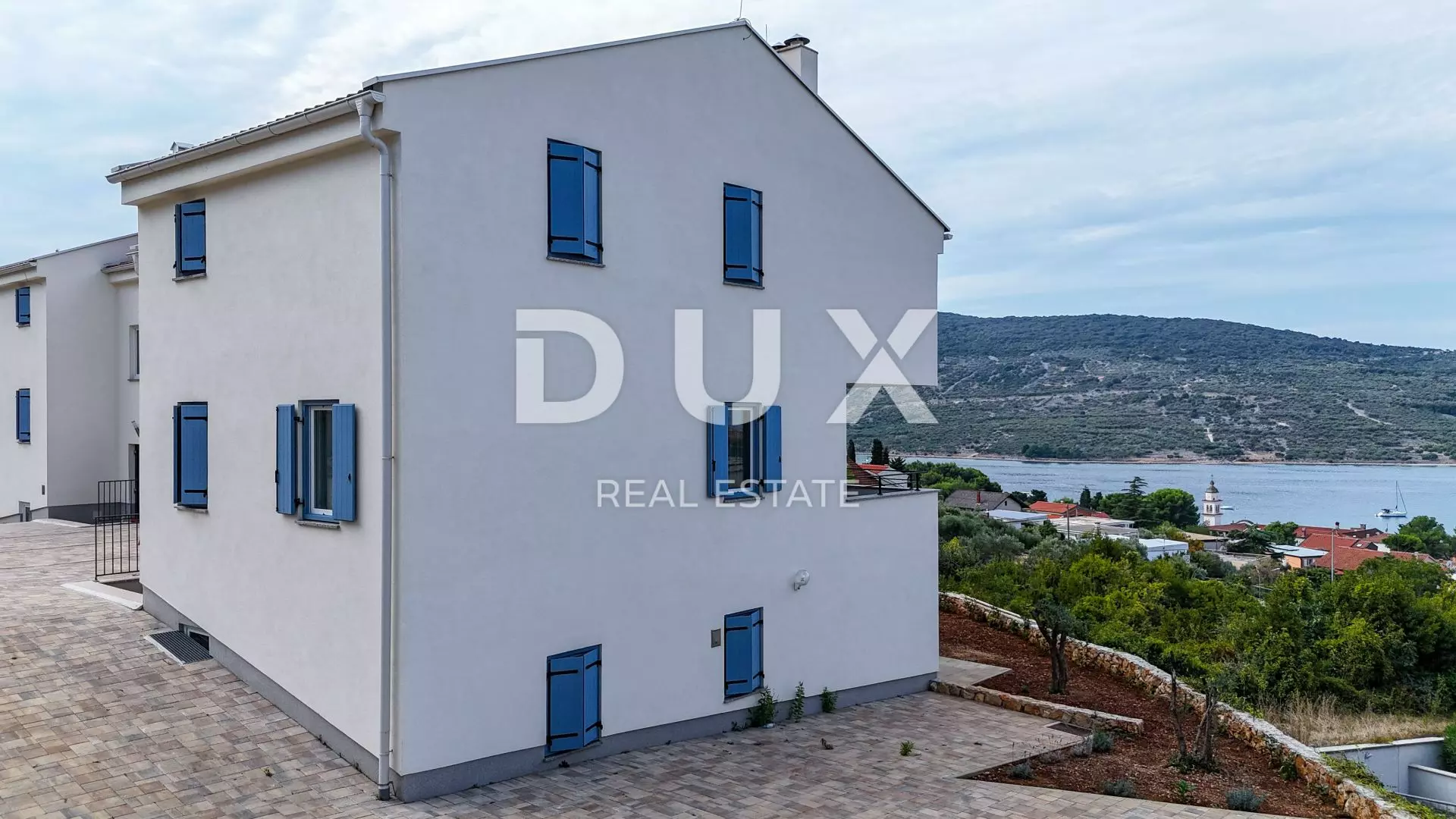3-bedroom Apartment In Cres, Croatia (120 M²)
