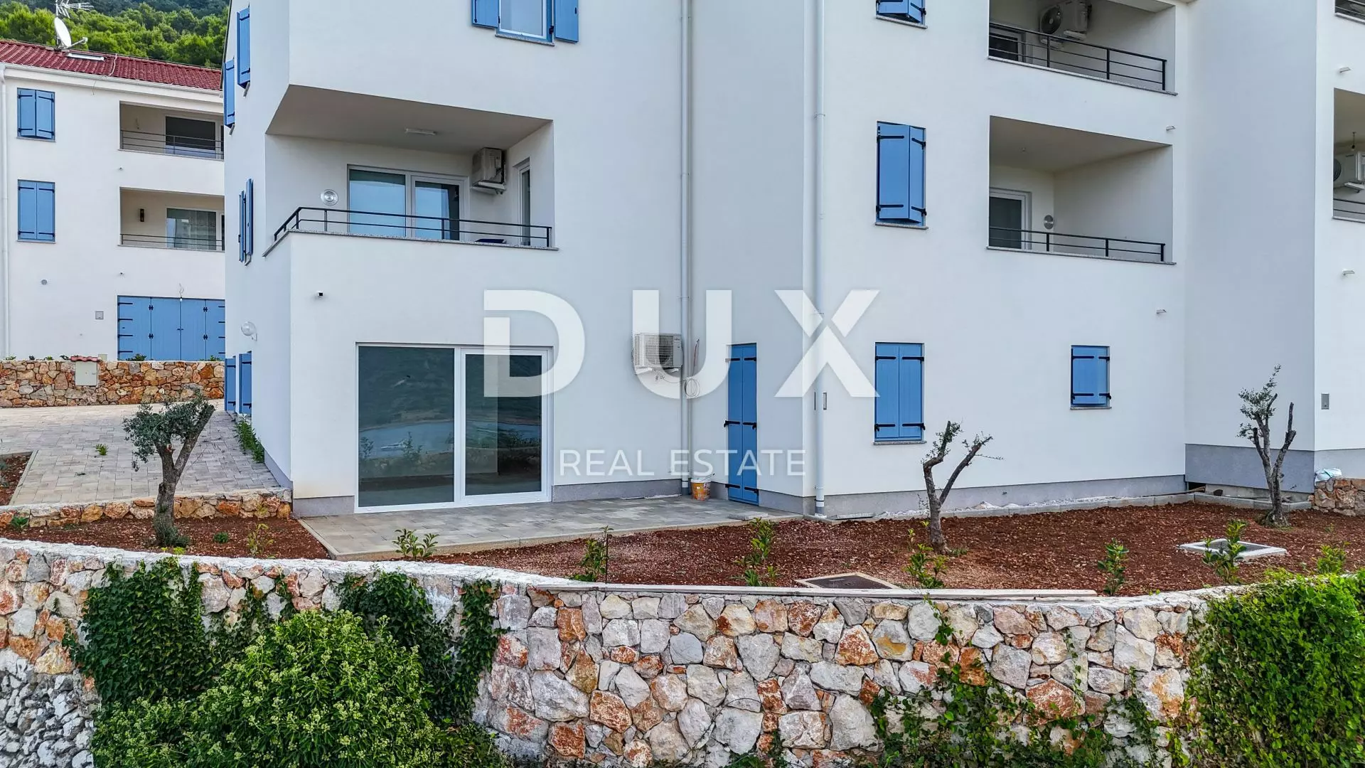 2-bedroom Apartment In Cres, Croatia (99 M²)