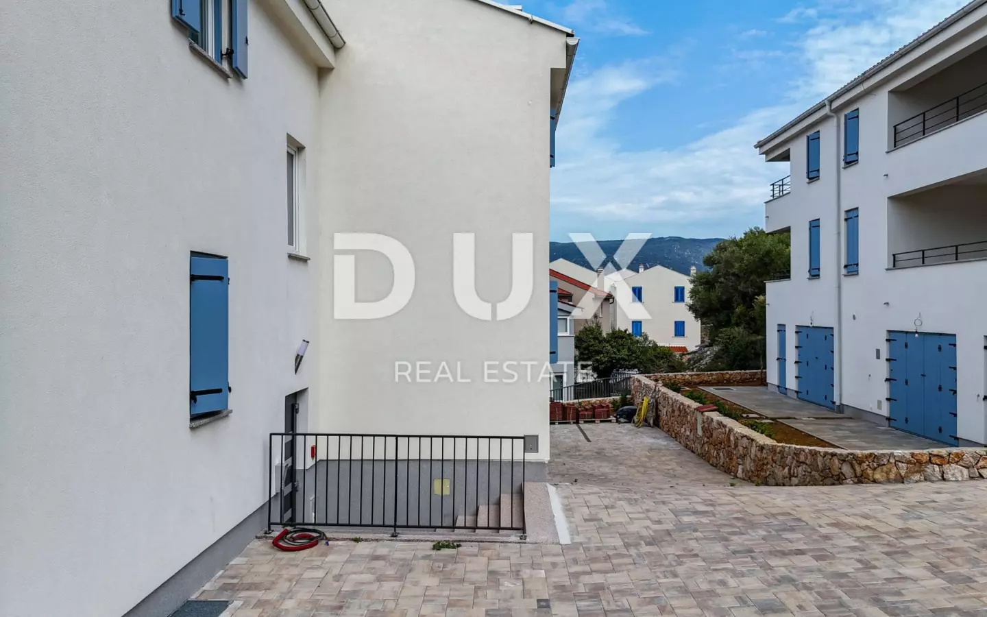 3-bedroom Apartment In Cres, Croatia (120 M²)