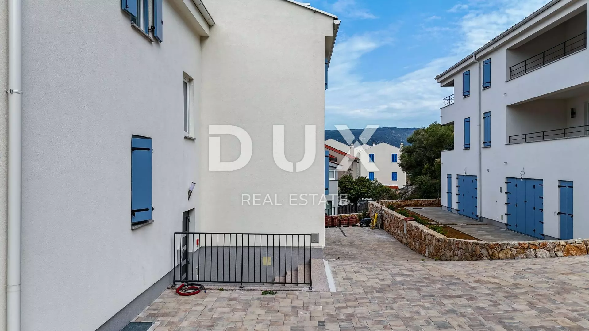 3-bedroom Apartment In Cres, Croatia (120 M²)