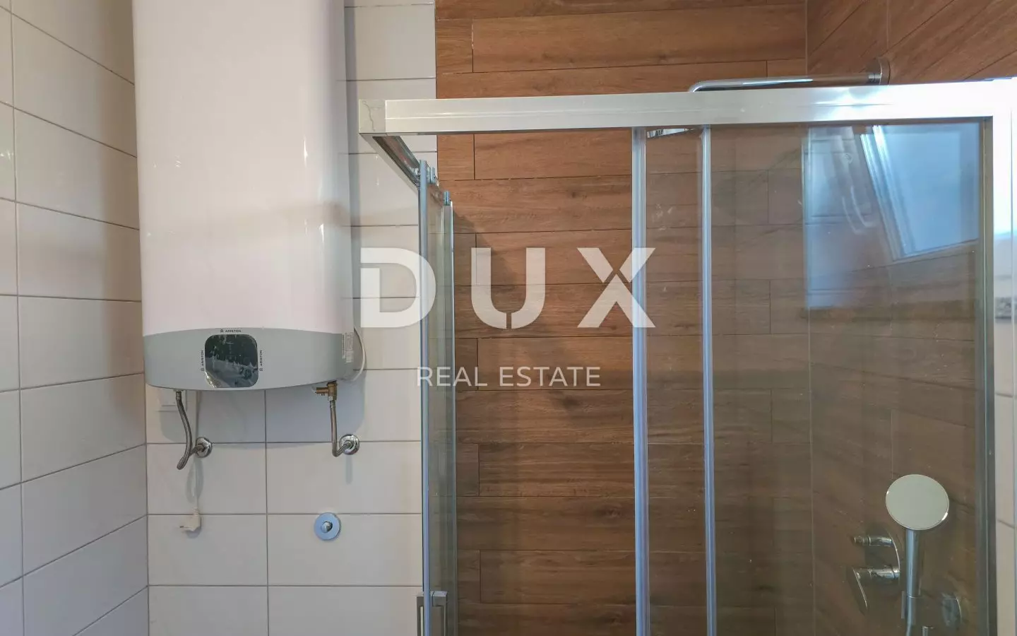 2-bedroom Apartment In Cres, Croatia (99 M²)