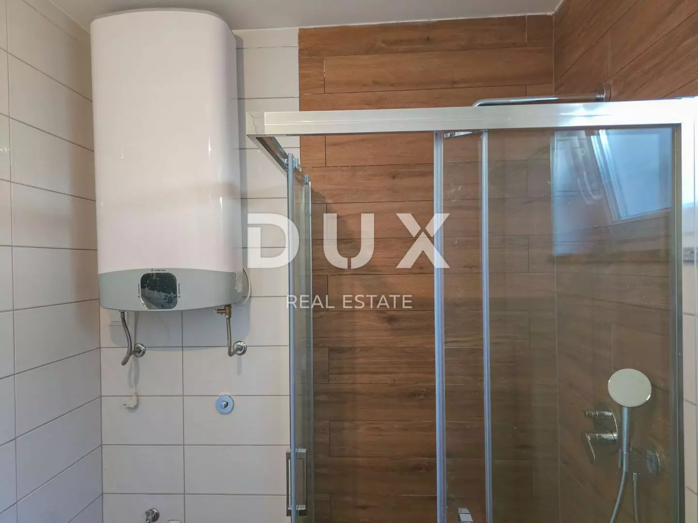 2-bedroom Apartment In Cres, Croatia (99 M²)