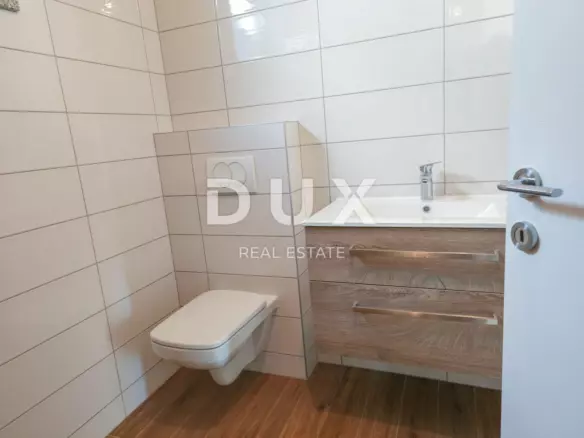 2-bedroom Apartment In Cres, Croatia (99 M²)