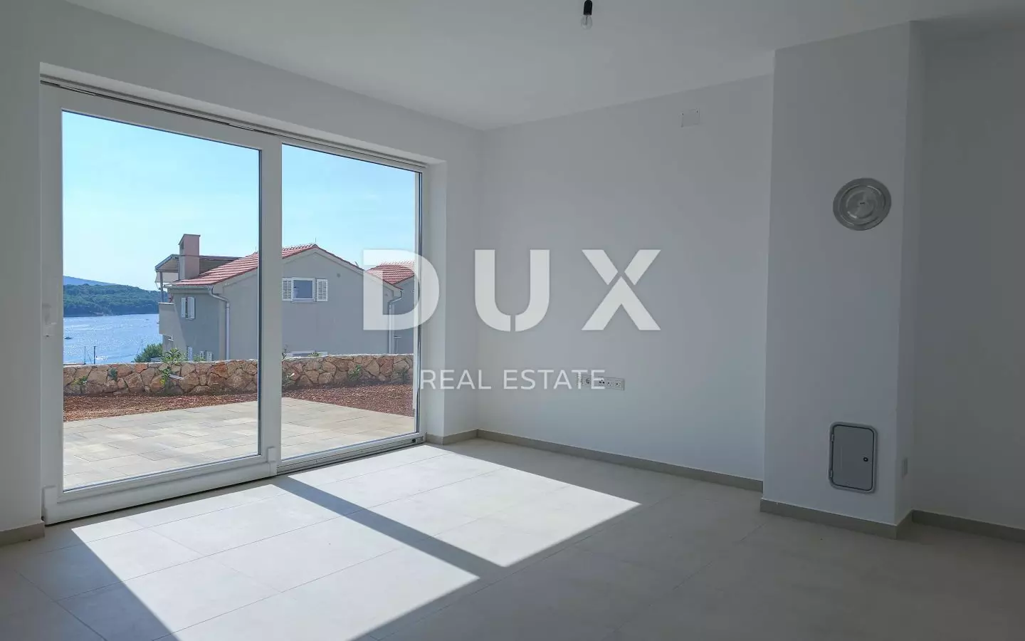 2-bedroom Apartment In Cres, Croatia (99 M²)