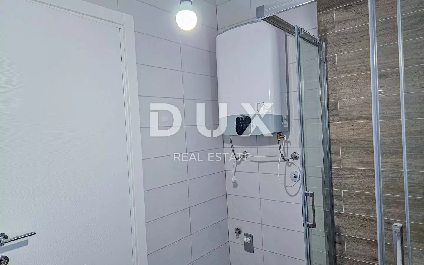 3-bedroom Apartment In Cres, Croatia (120 M²)