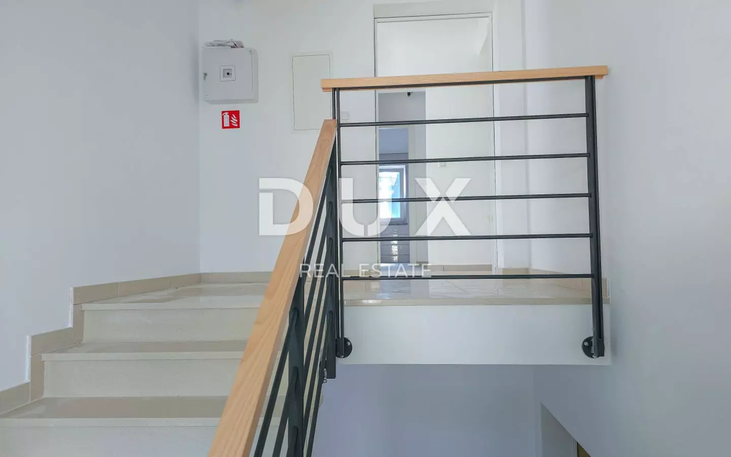 3-bedroom Apartment In Cres, Croatia (120 M²)