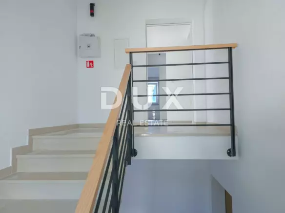 3-bedroom Apartment In Cres, Croatia (120 M²)