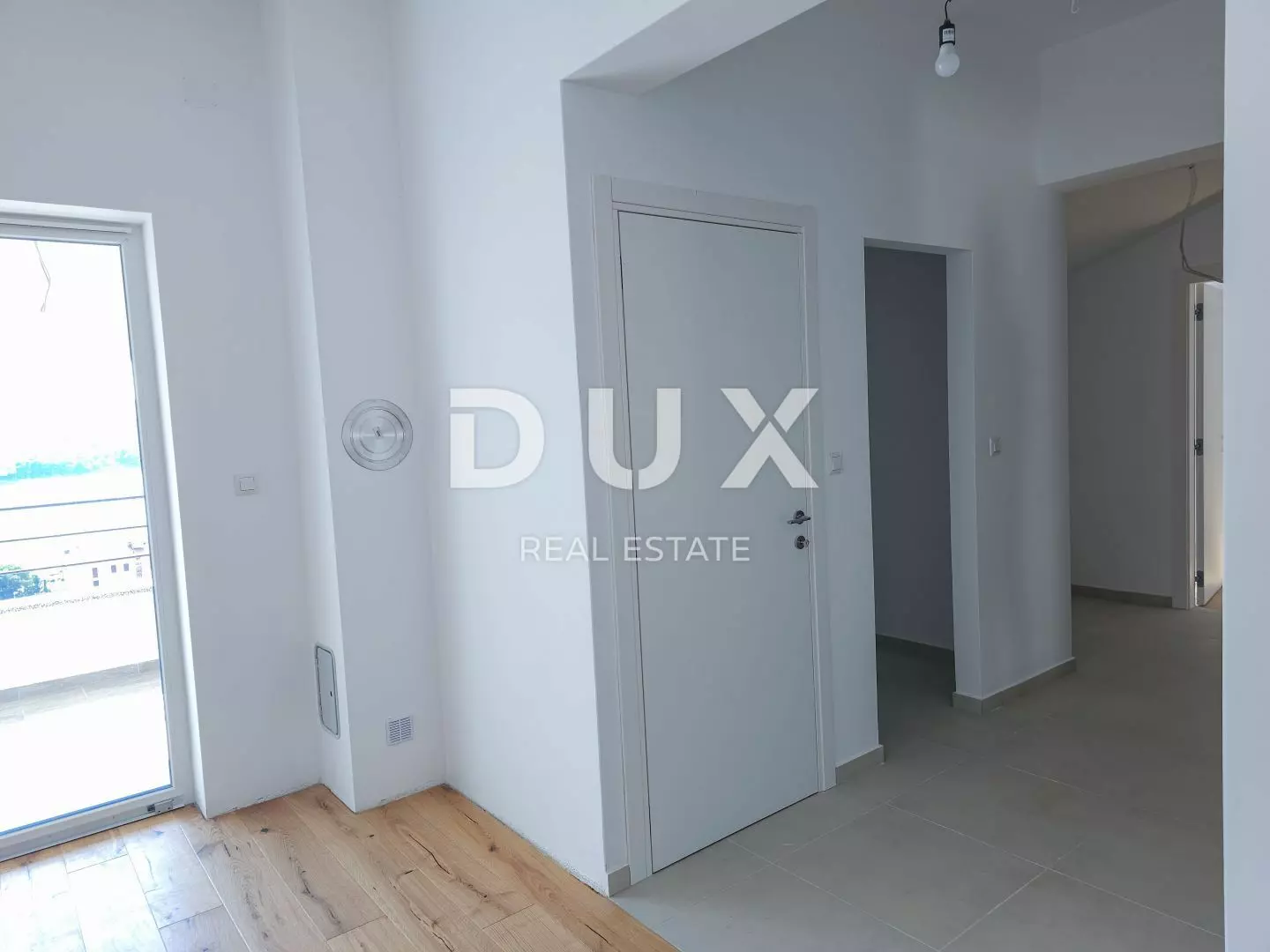 3-bedroom Apartment In Cres, Croatia (120 M²)