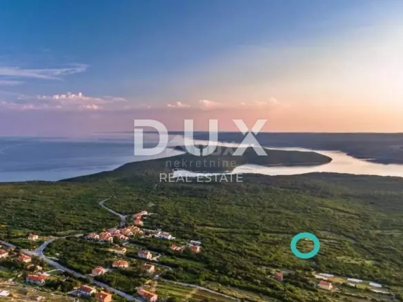 Land In Rabac, Croatia (866 M²)