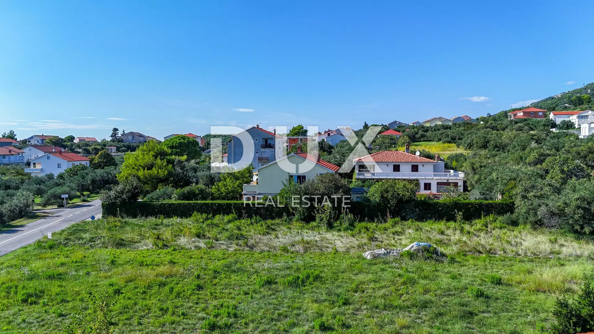 Land In Banjol, Croatia (907 M²)
