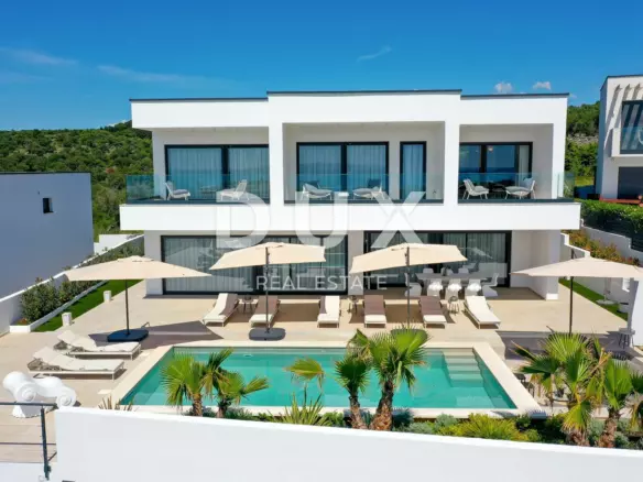 4-bedroom Villa In Novalja, Croatia (302 M²)