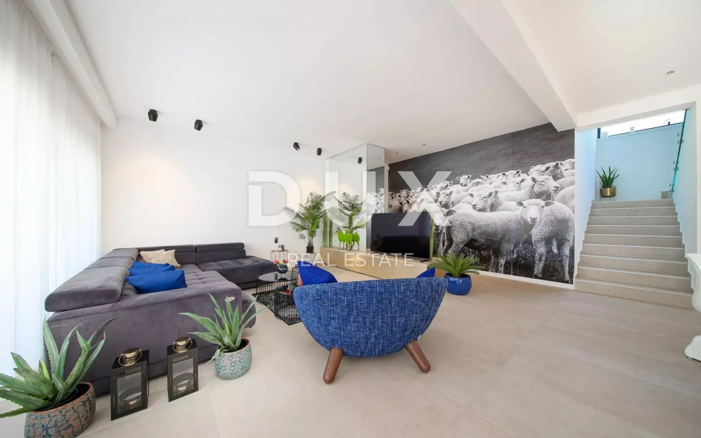 4-bedroom Villa In Novalja, Croatia (302 M²)