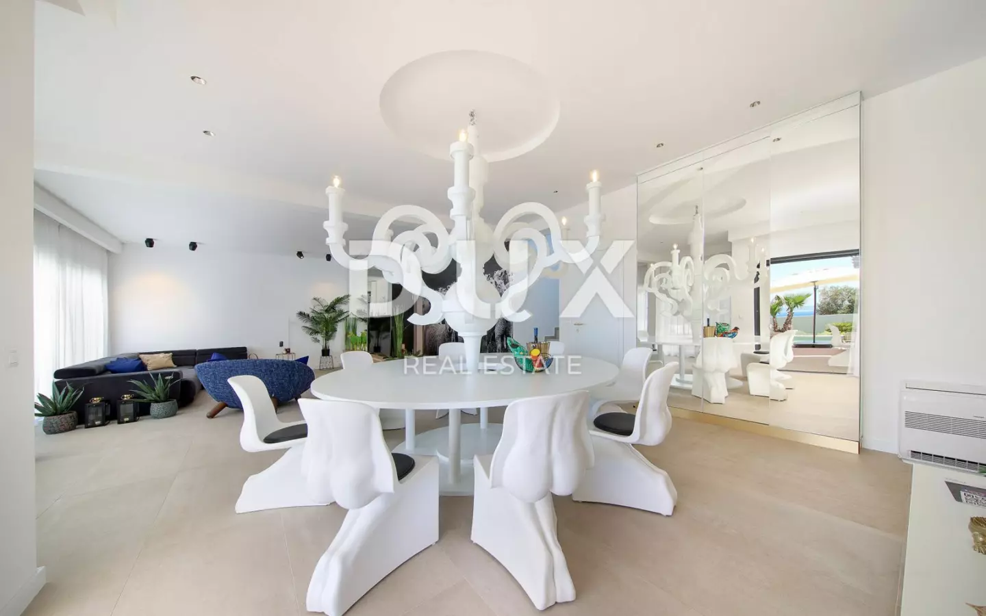 4-bedroom Villa In Novalja, Croatia (302 M²)