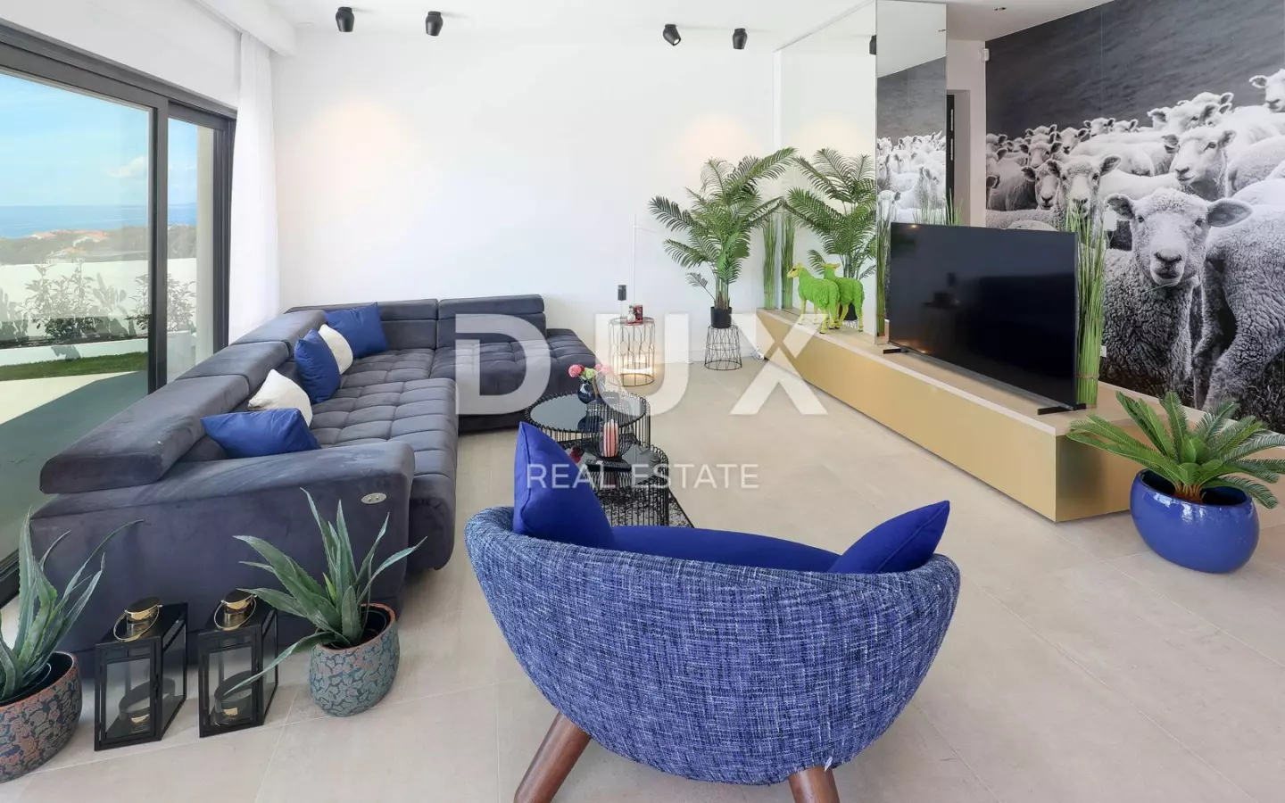 4-bedroom Villa In Novalja, Croatia (302 M²)