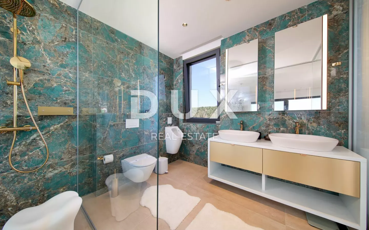 4-bedroom Villa In Novalja, Croatia (302 M²)