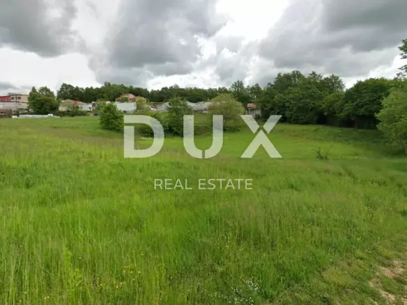 Land In Pazin, Croatia (9.508 M²)