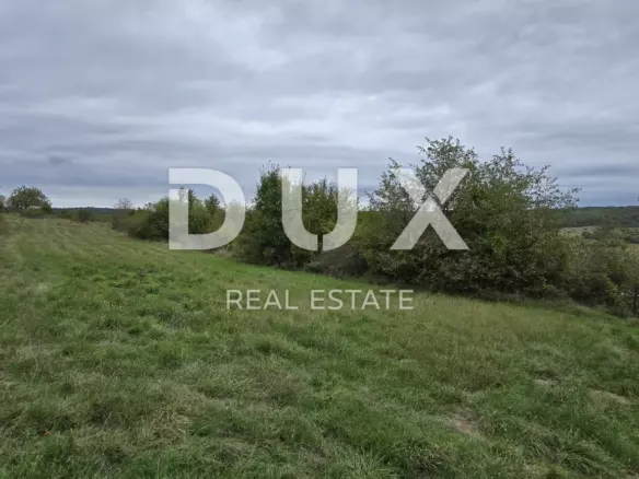 Land In Grožnjan, Croatia (1.338 M²)