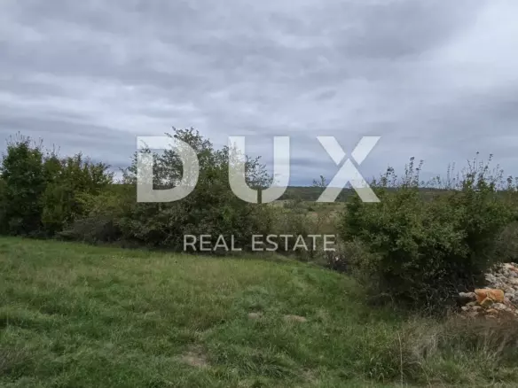 Land In Grožnjan, Croatia (1.338 M²)