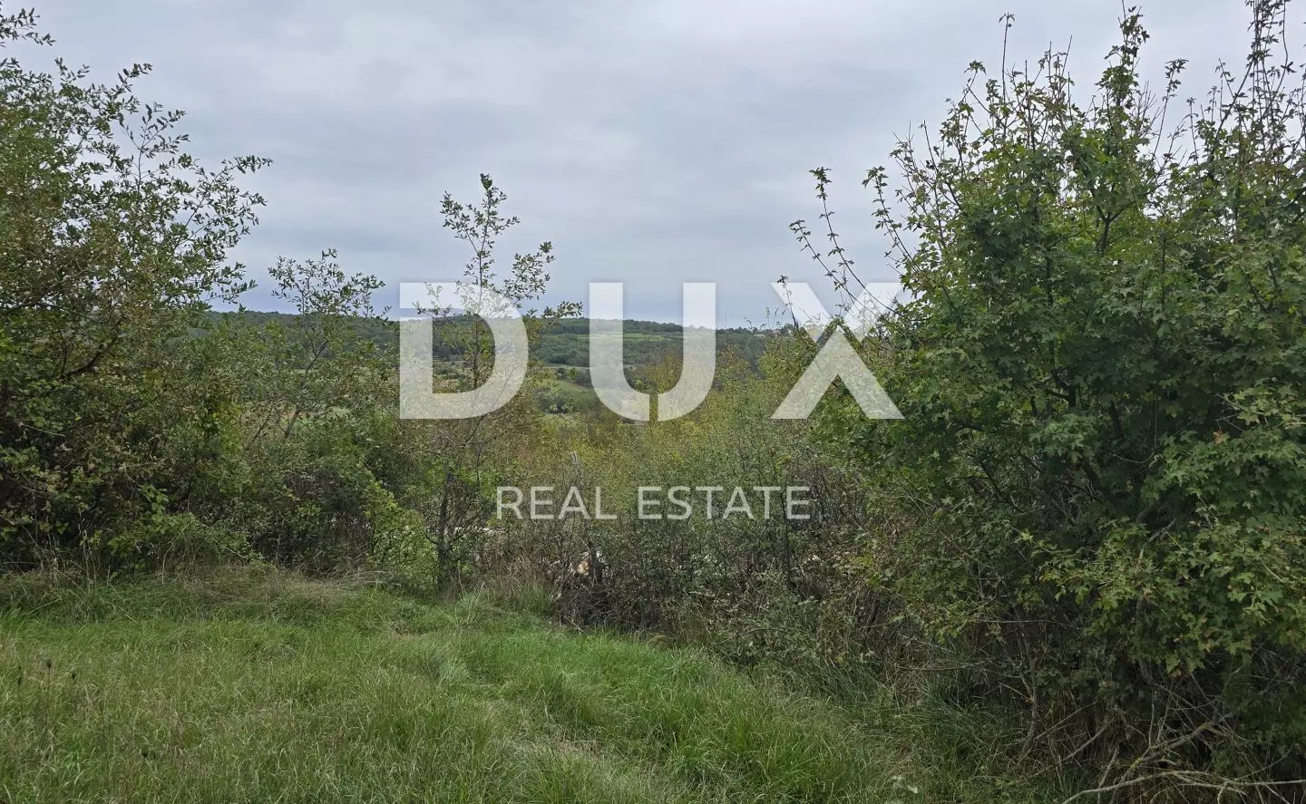Land In Grožnjan, Croatia (1.338 M²)