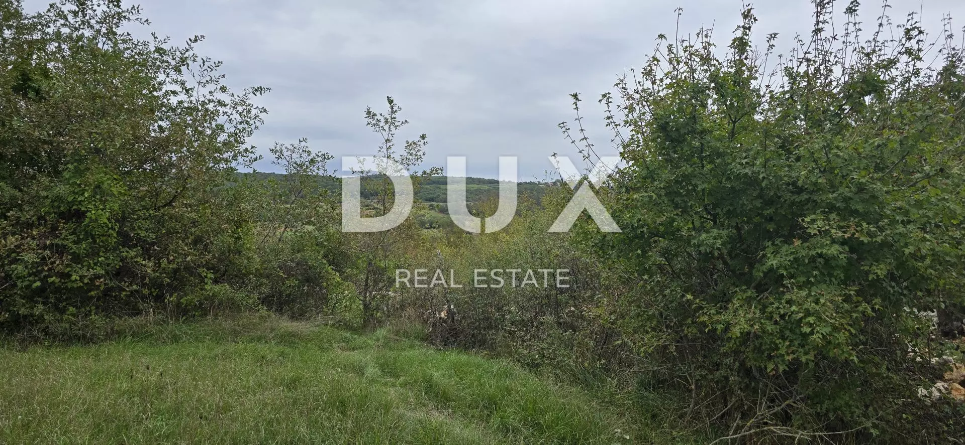 Land In Grožnjan, Croatia (1.338 M²)