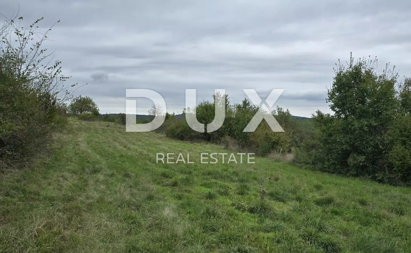 Land In Grožnjan, Croatia (1.338 M²)
