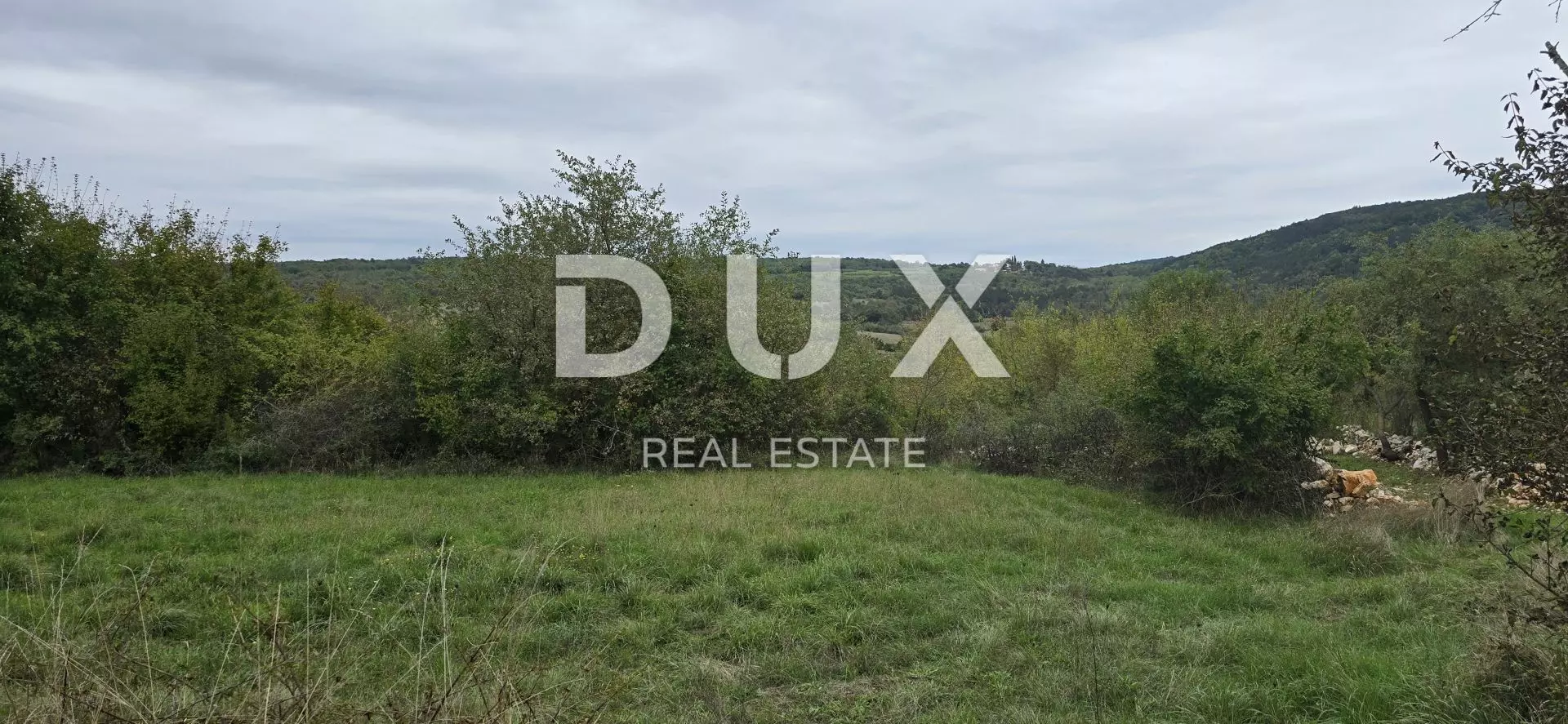 Land In Grožnjan, Croatia (1.338 M²)