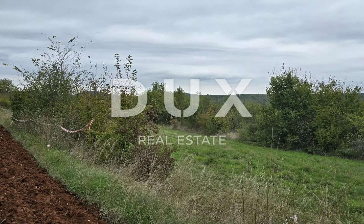 Land In Grožnjan, Croatia (1.338 M²)